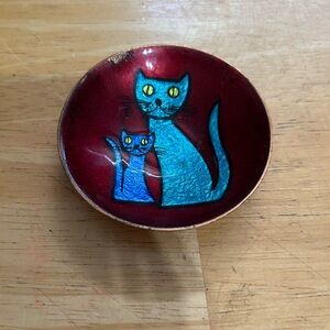 Handpainted Blue Cat Decorative Bowl in Red